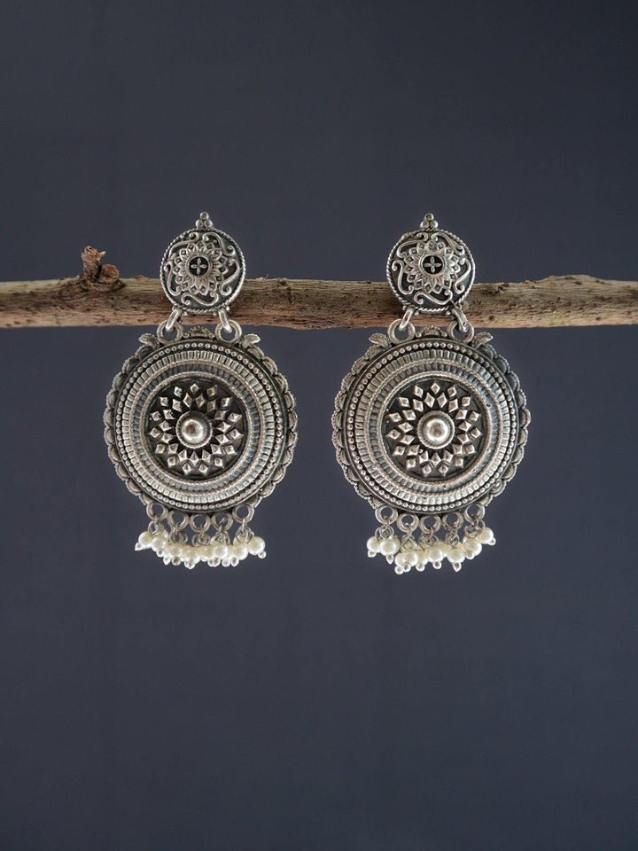 Silver Toned (Oxidized) Earrings With Pearl - J6 Label Veena