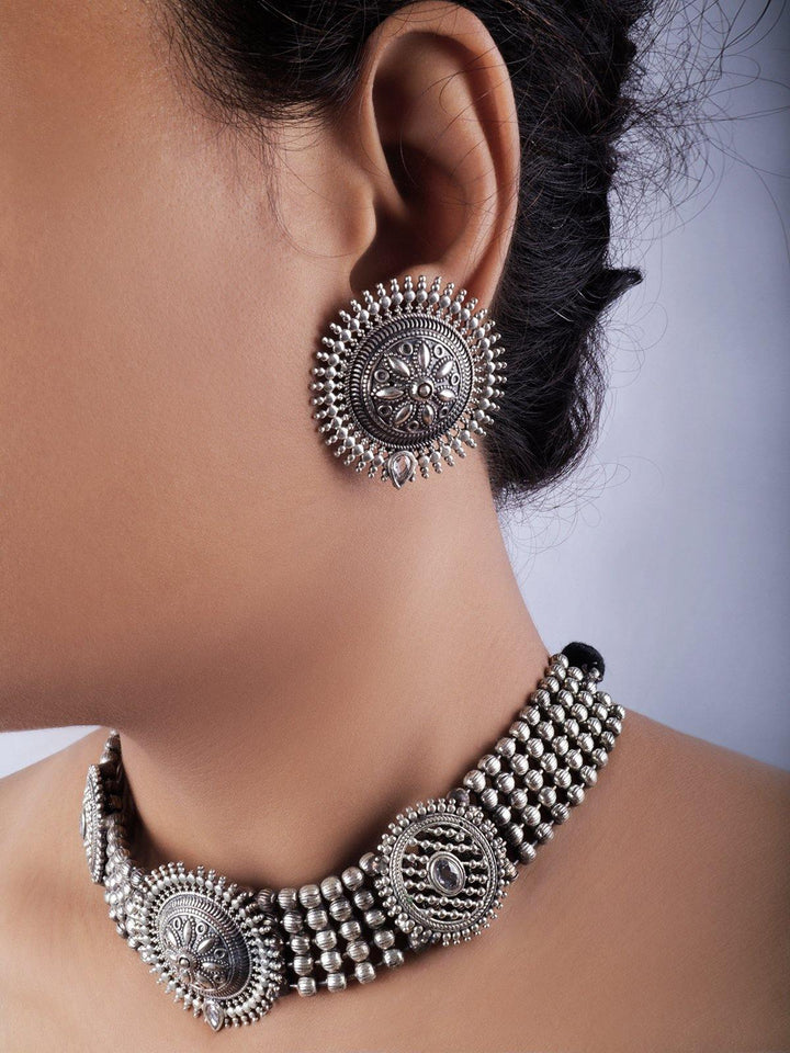 Silver Toned (Oxidized) Stud and Chocker - J17 Label Veena