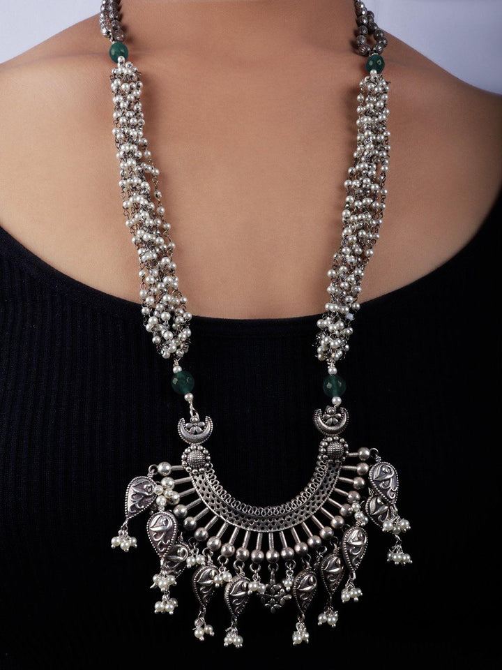 Silver Toned (Oxidized) Necklace With Green Beads - J13 Label Veena