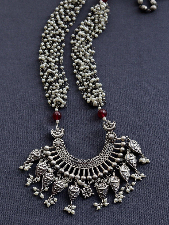 Silver Toned (Oxidized) Necklace With Red Beads - J12 Label Veena