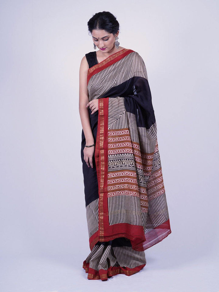 Handwoven Black Maheshwari Silk Saree - S35 Label Veena