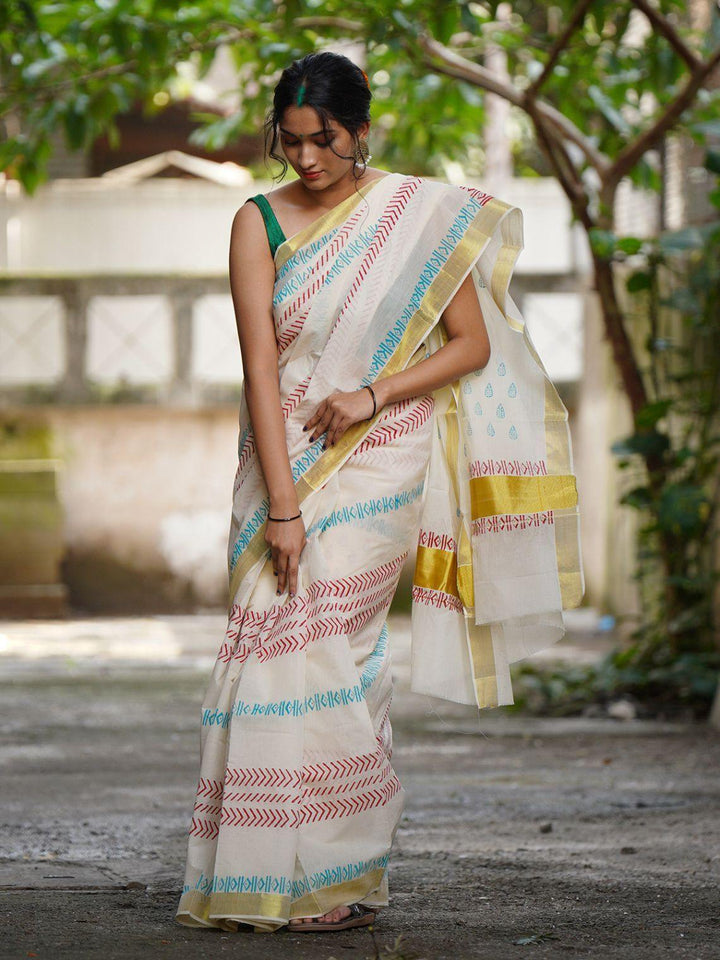 White Kasavu Handloom Saree - S26 Label Veena