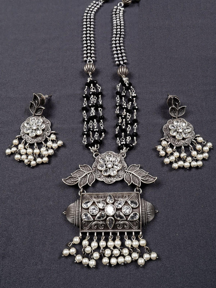 Silver Toned (Oxidized) Necklace With White Stone - J21 Label Veena