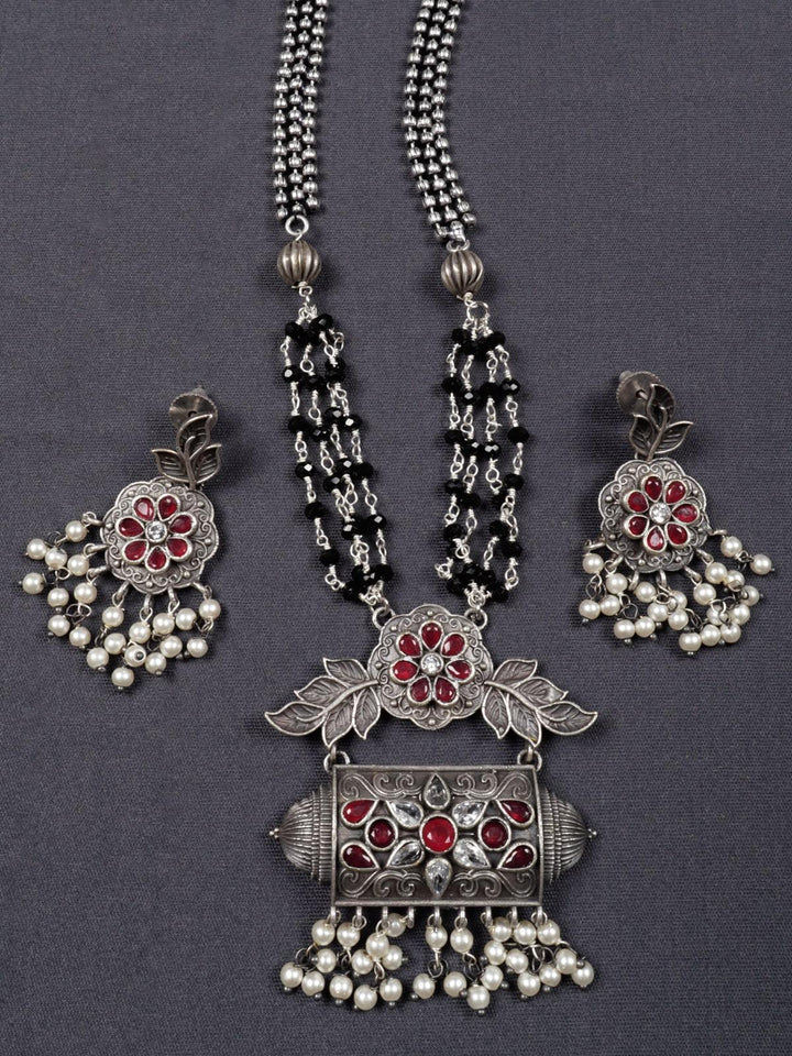 Silver Toned (Oxidized) Necklace With Red & White Stone - J23 Label Veena