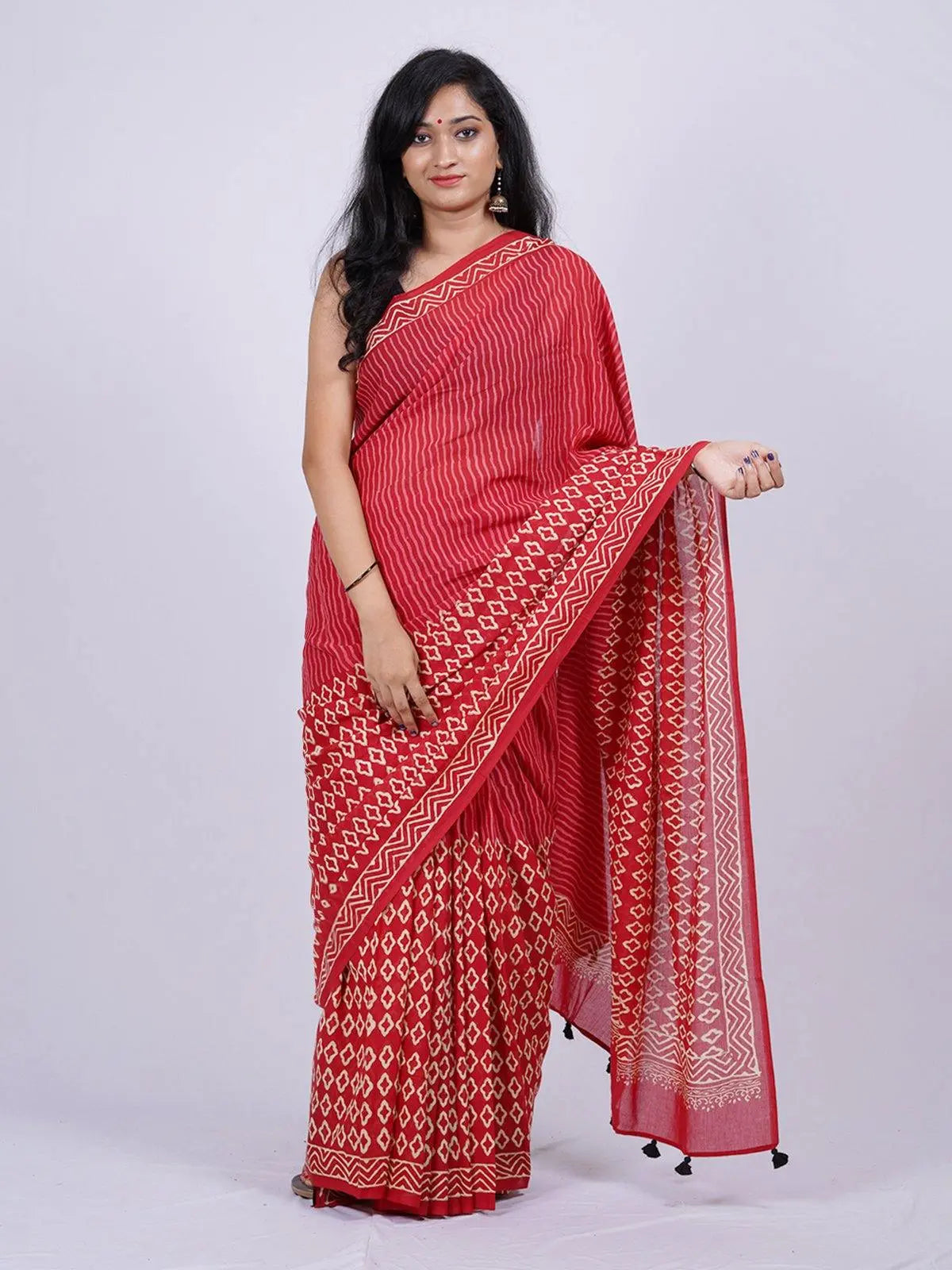 Buy Kota Doria Saree Online | Pure Cotton Sarees | GiTAGGED®